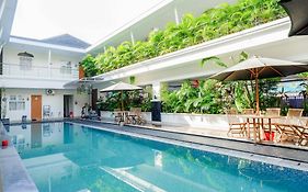 Urbanview Hotel Syariah Casa Azmya Yogyakarta By Reddoorz